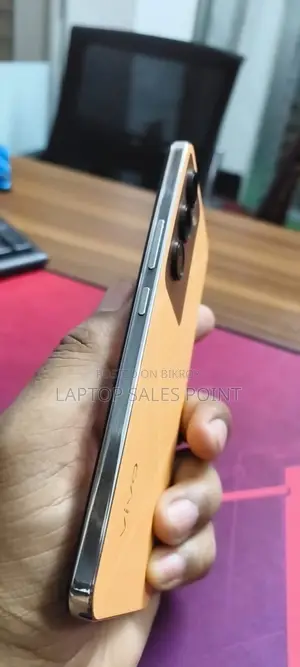 Vivo Y200e 128 GB Orange