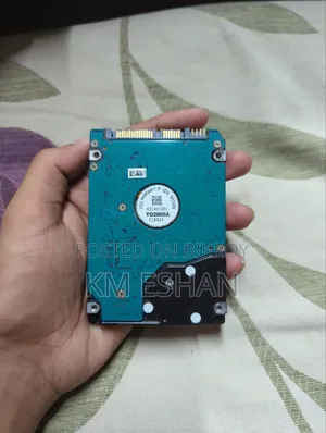 Toshiba 320GB Laptop Hard Disk (Minor Issue/Low Price)