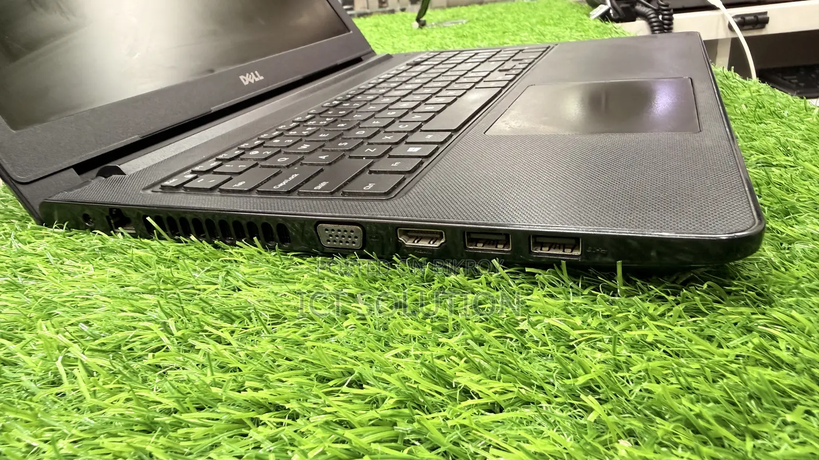 Laptop Dell Vostro 15 3568 8GB Intel Core I3 SSD 128GB
