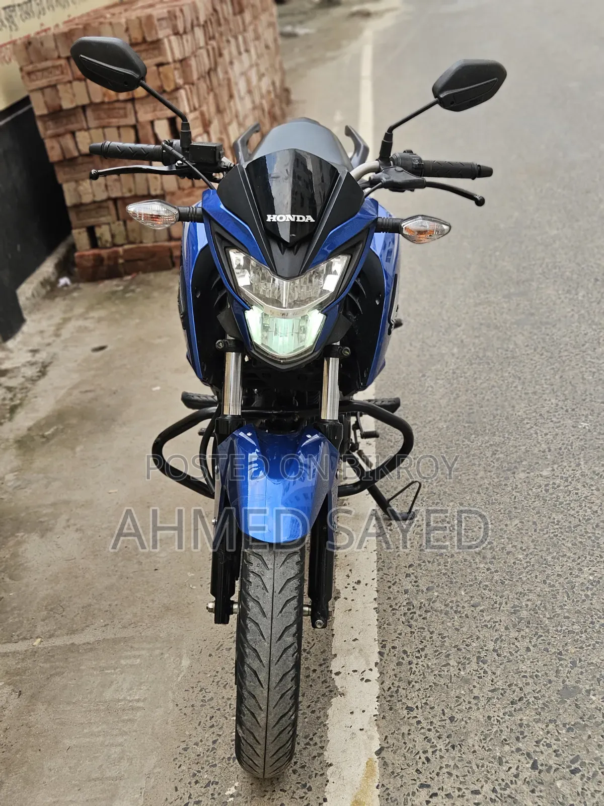 Honda Hornet 2023 Blue