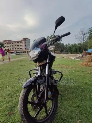 বাজাজ ডিসকভার ১৩৫ ২০১১ ব্ল্যাক