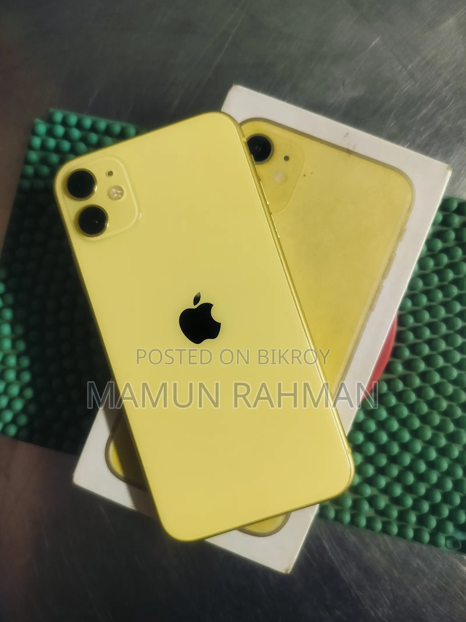 Apple iPhone 11 128 GB Yellow