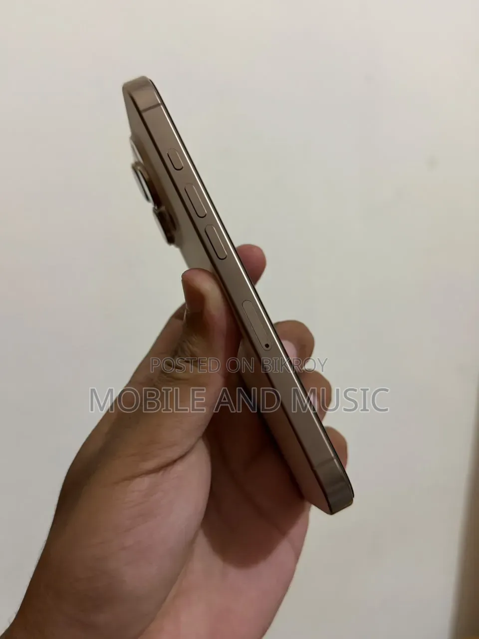 Apple iPhone 16 Pro 256 GB Gold