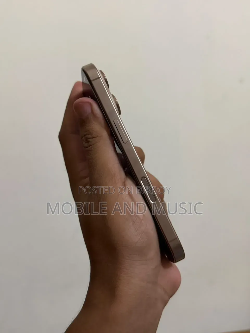 Apple iPhone 16 Pro 256 GB Gold