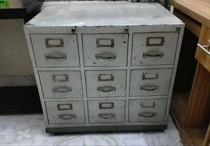 Urgent Sell Cabinet