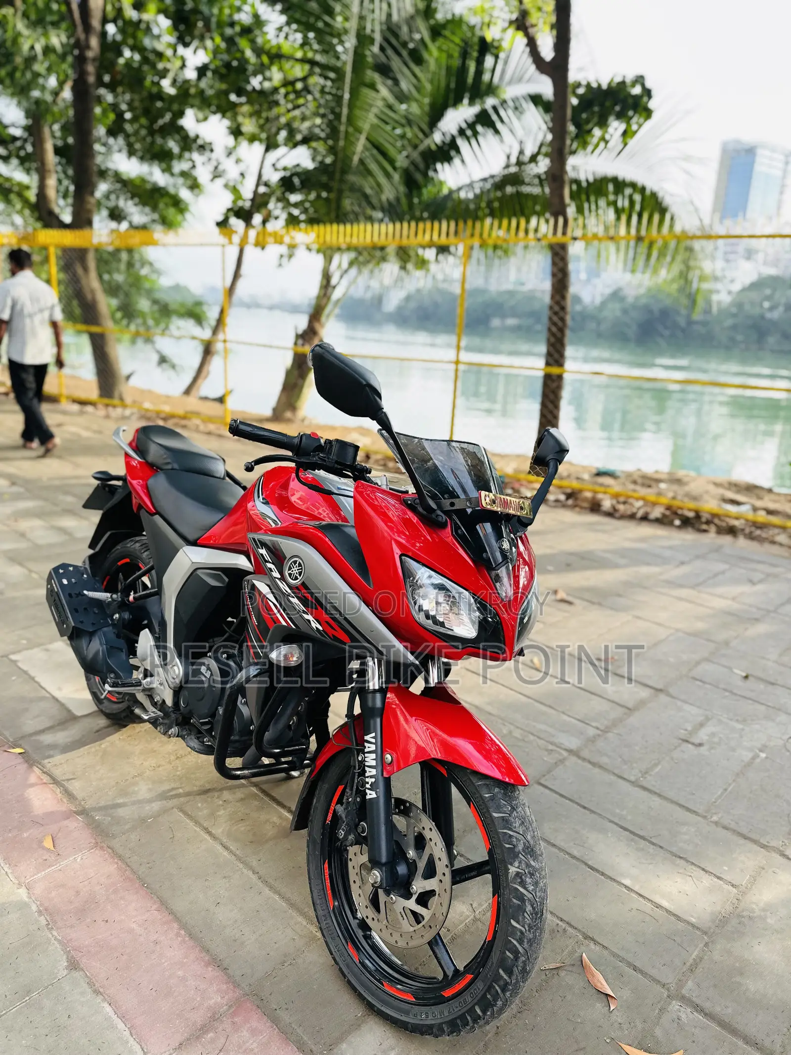 Yamaha 2022 Red