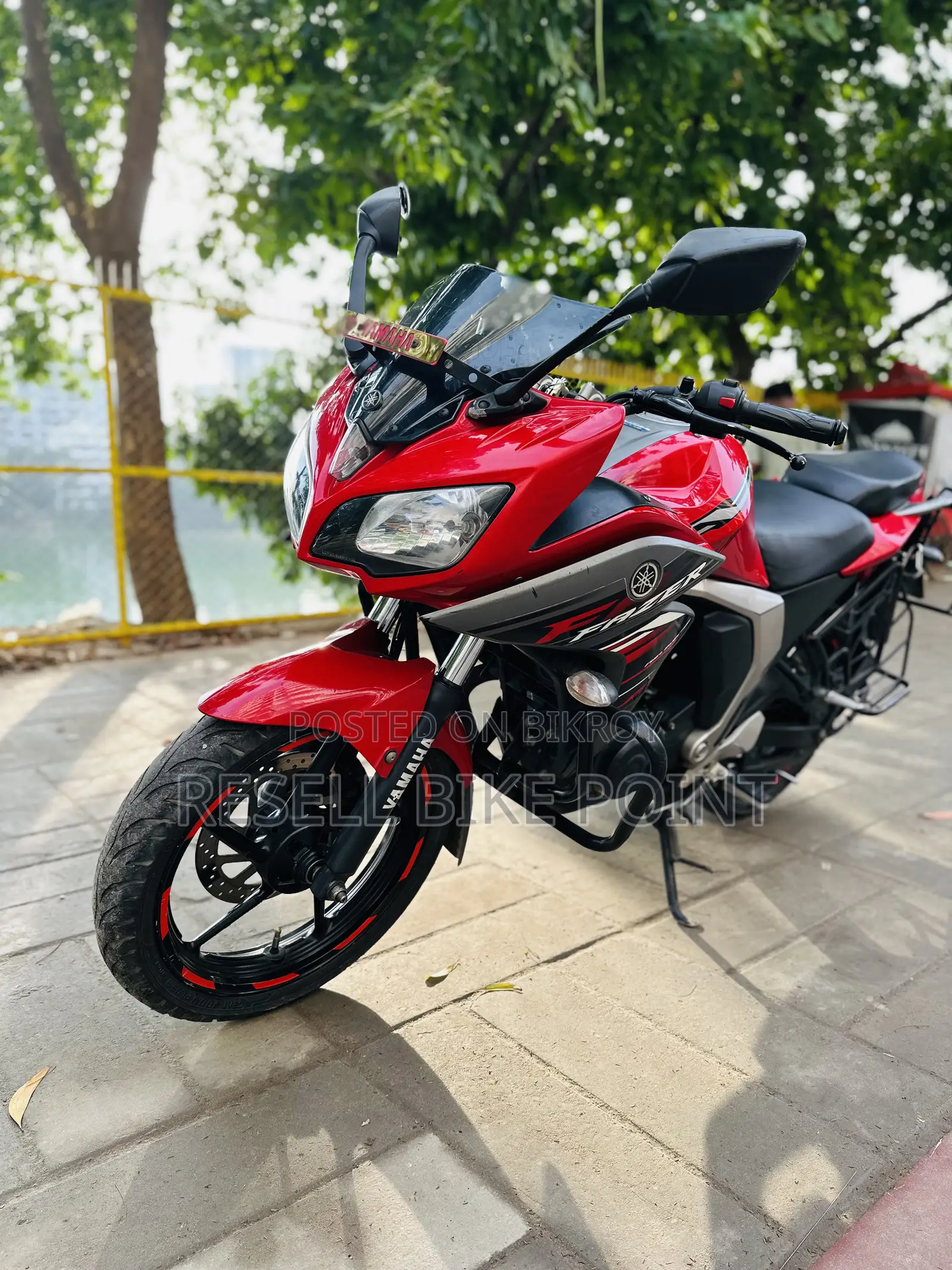 Yamaha 2022 Red