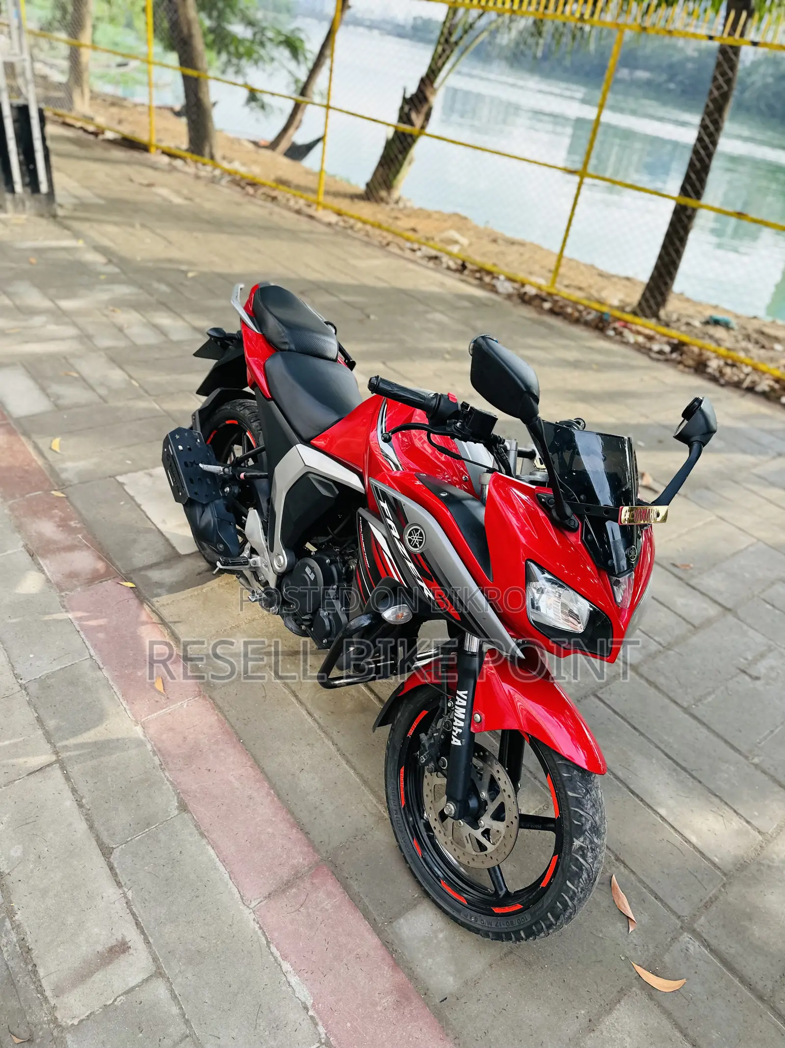 Yamaha 2022 Red