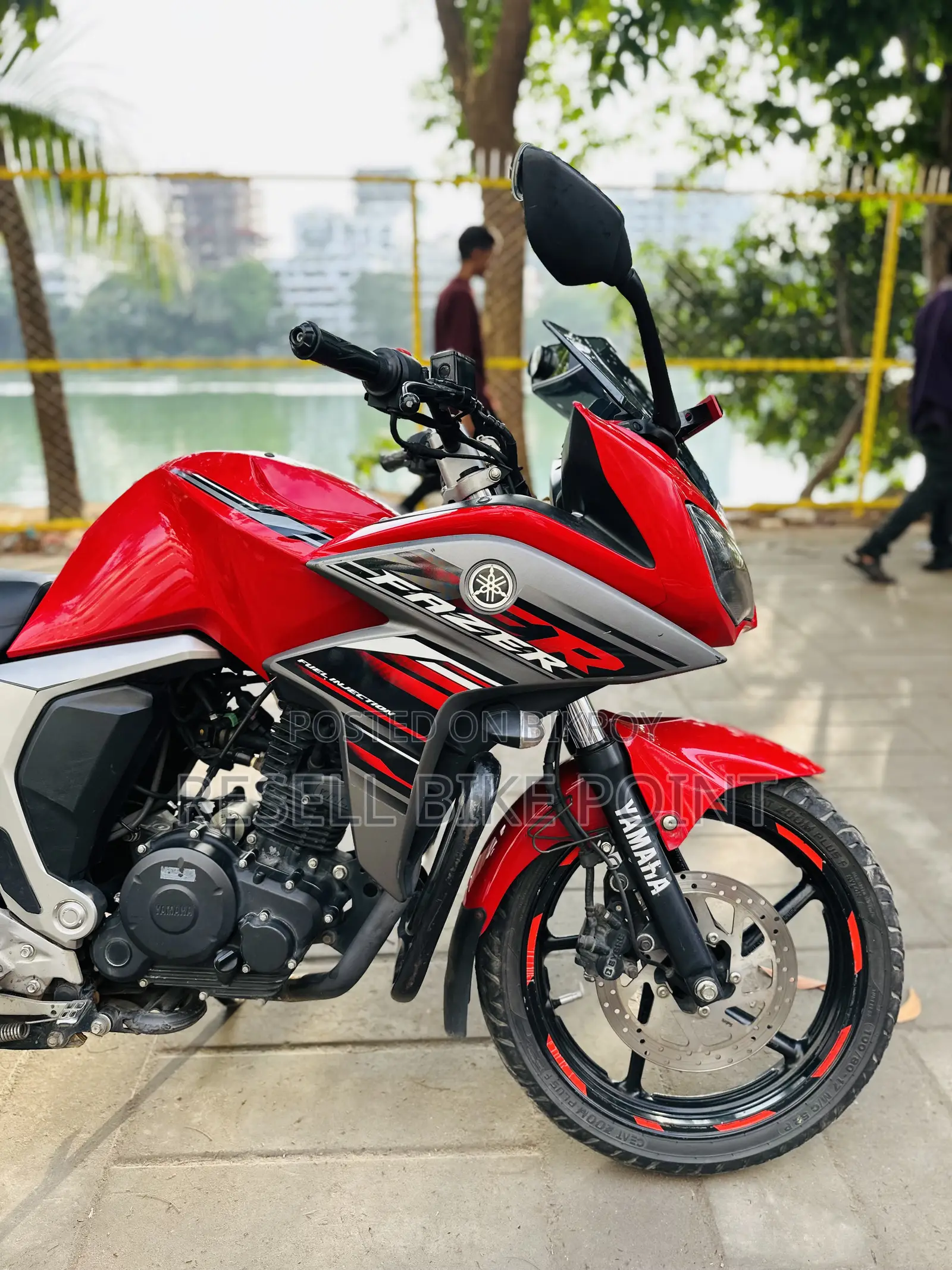 Yamaha 2022 Red