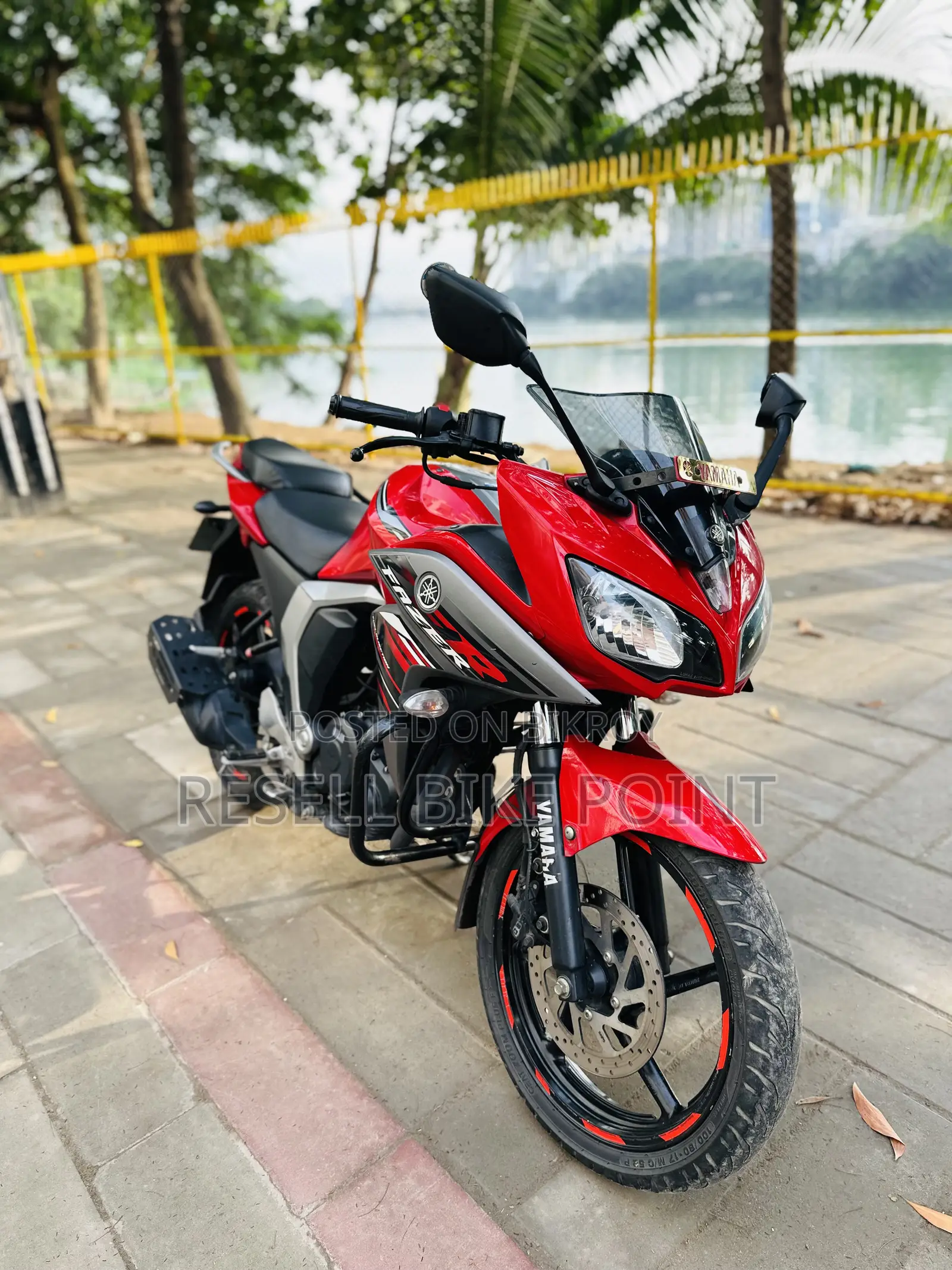 Yamaha 2022 Red