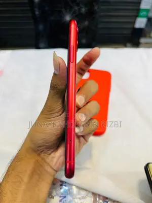 Apple iPhone 11 64 GB Red