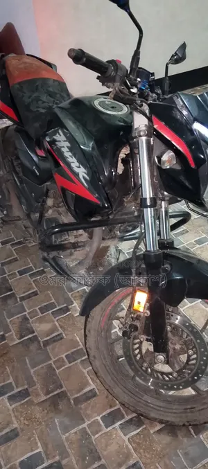 Hero Hunk 150R Dual Disc ABS 2022 Black