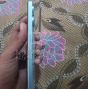 Realme 256 GB Blue