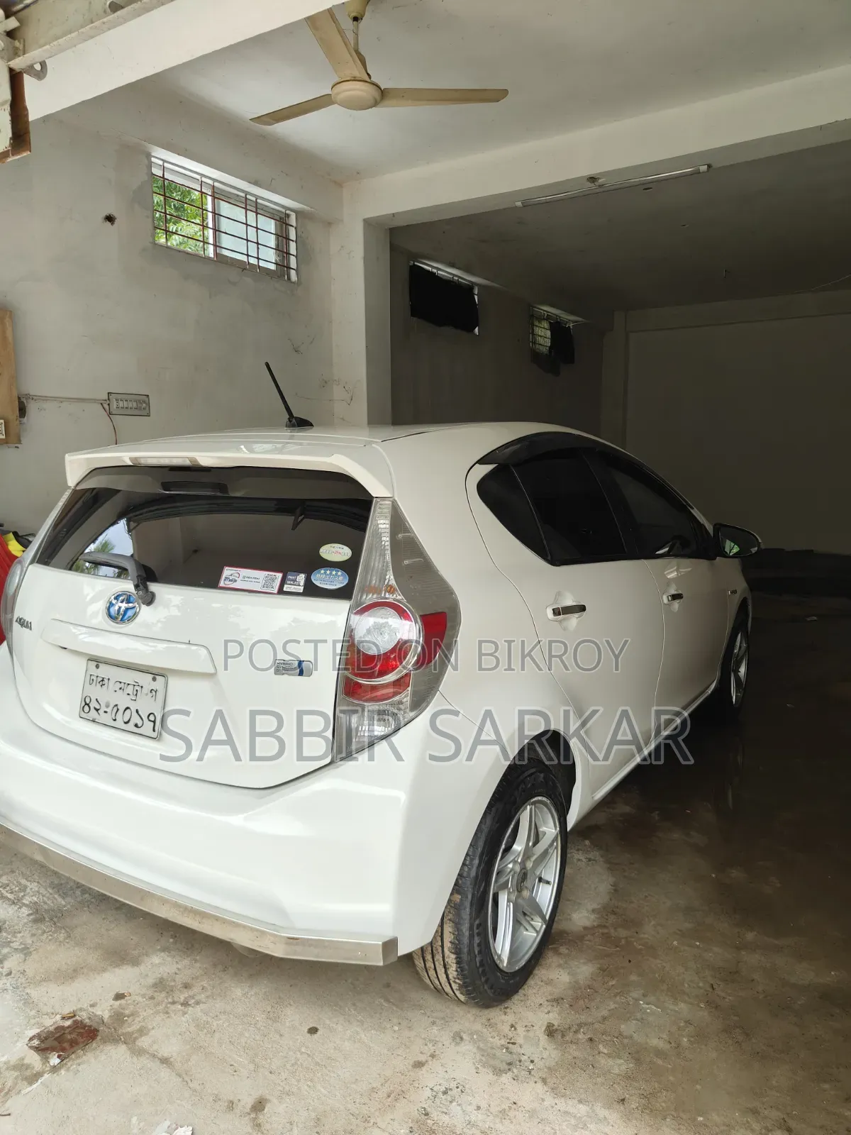 Toyota Aqua 2013 Pearl