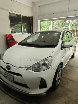 Toyota Aqua 2013 Pearl