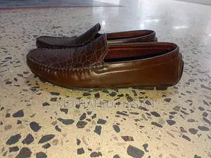 লোফার সেল দিব