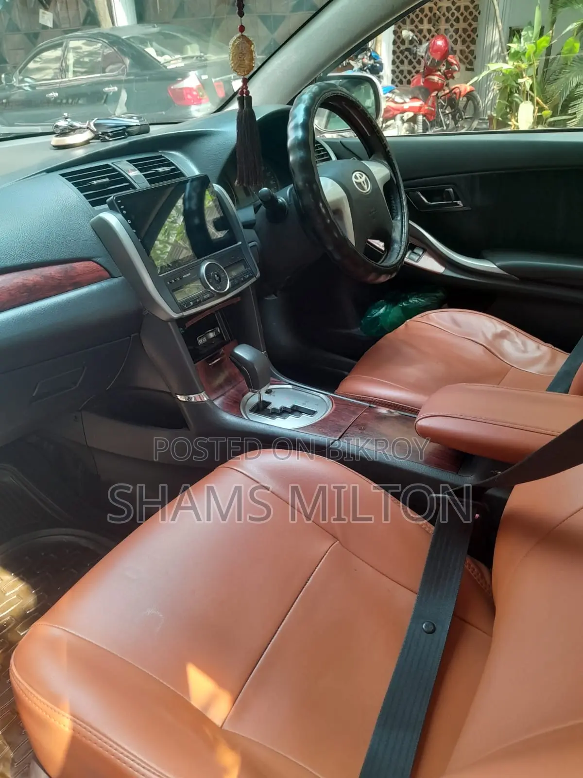 Toyota Premio 2012 Silver