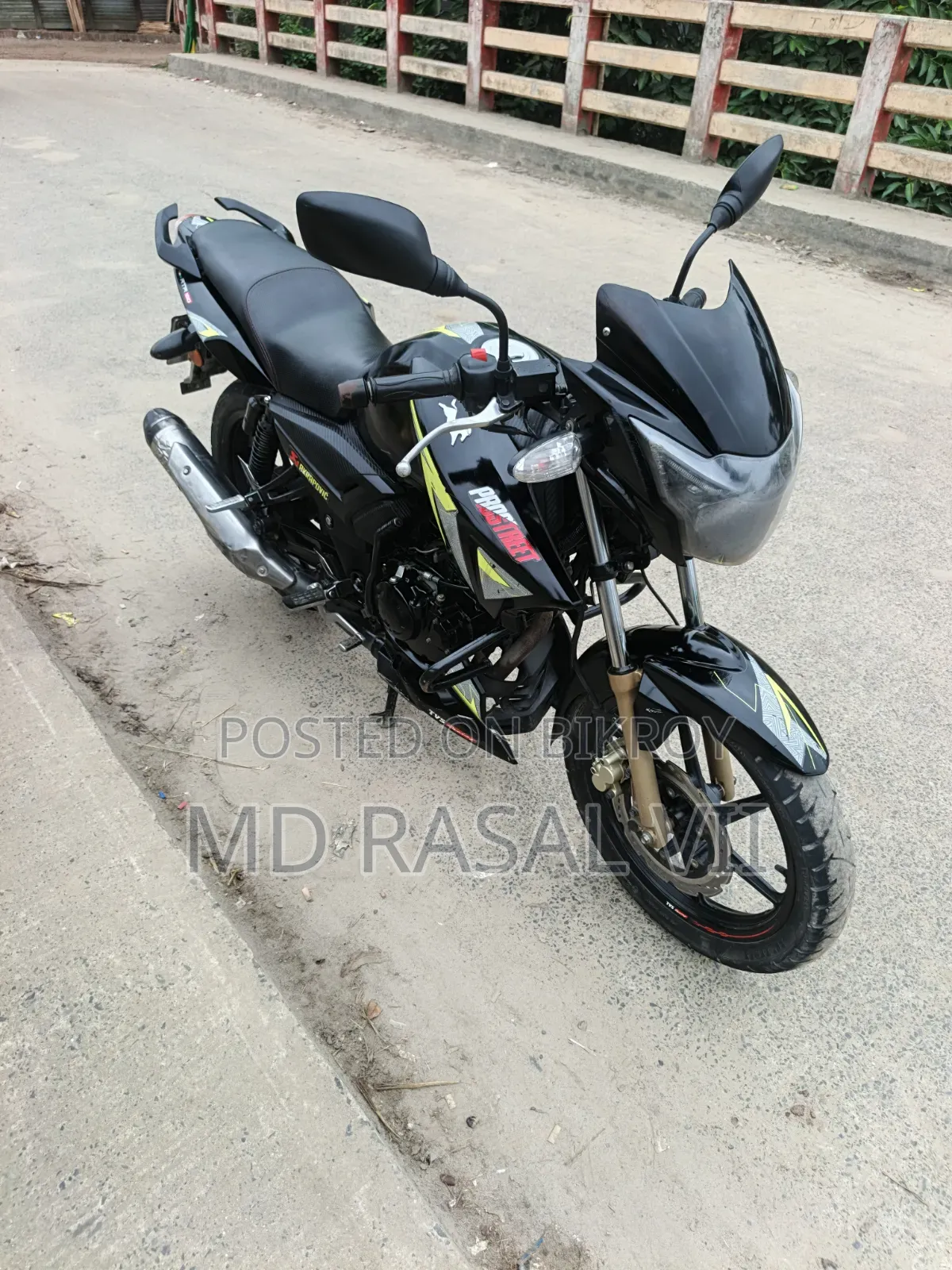TVS Apache RTR 160 2V ABS 2023 Black