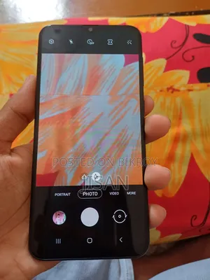 Samsung Galaxy A20 32 GB Black