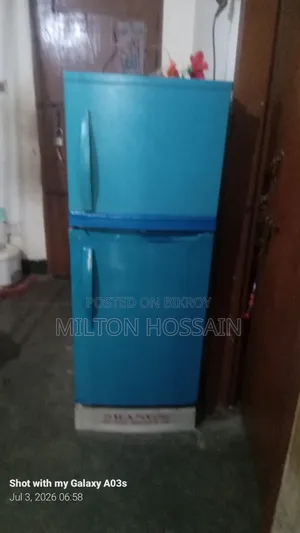 8.5 CFT Super Kelvinator Frost Fridge