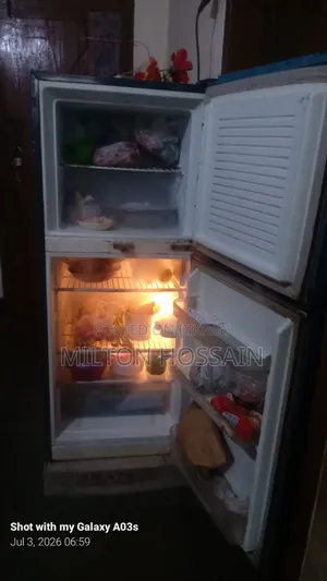 8.5 CFT Super Kelvinator Frost Fridge