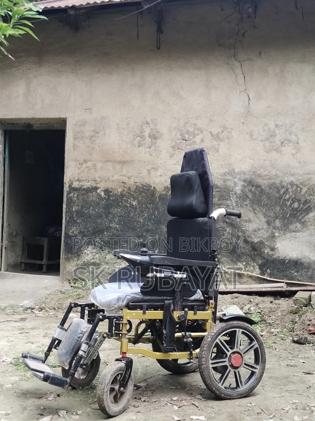 Electric Wheelchair