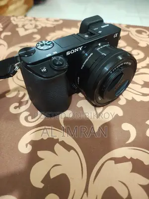 Sony A6100