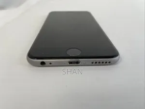 Apple iPhone 6 16 GB Gray
