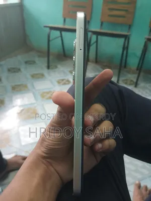 Infinix Hot 60i 128 GB Silver