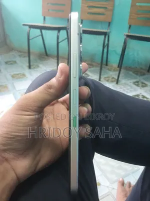Infinix Hot 60i 128 GB Silver