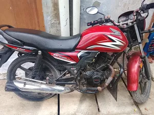 Honda 2022 Red