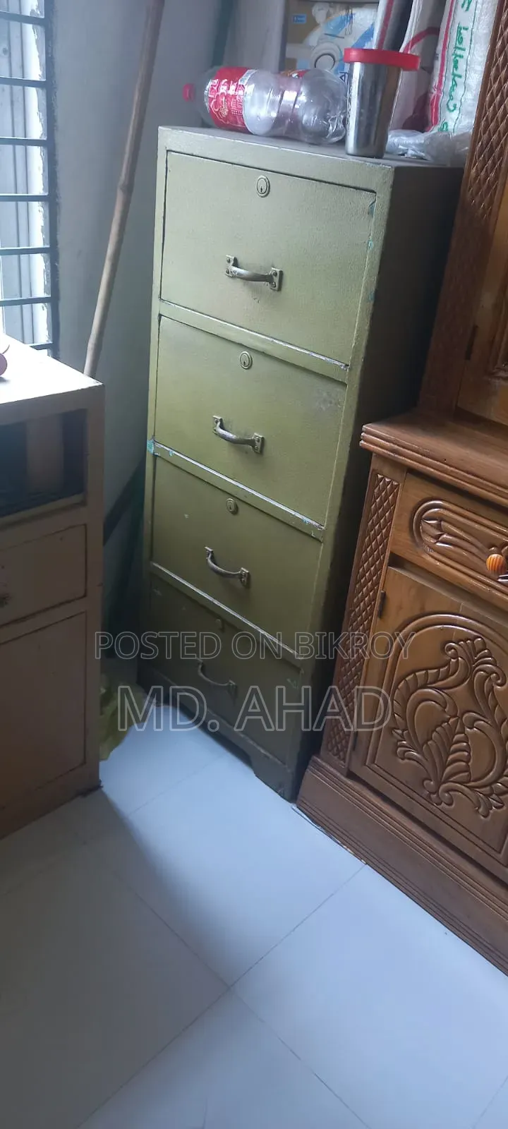 ফাইল কেবিনেট বিক্রি করা হবে