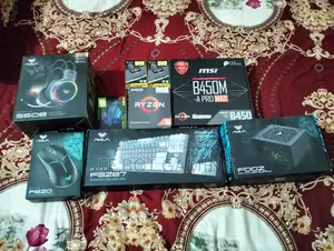 Desktop Computer MSI 8GB AMD Ryzen 5 SSD 256GB