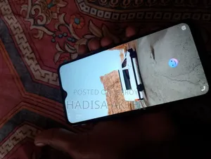 Vivo Y17 64 GB