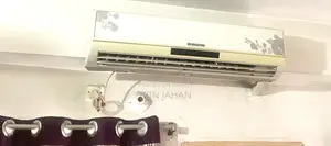 Walton Split AC