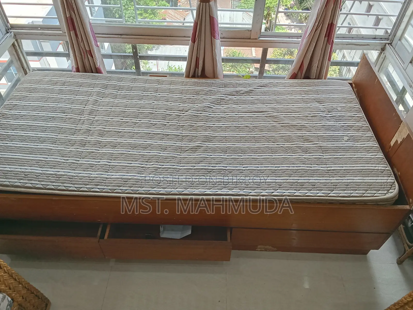 Bed With Mattress