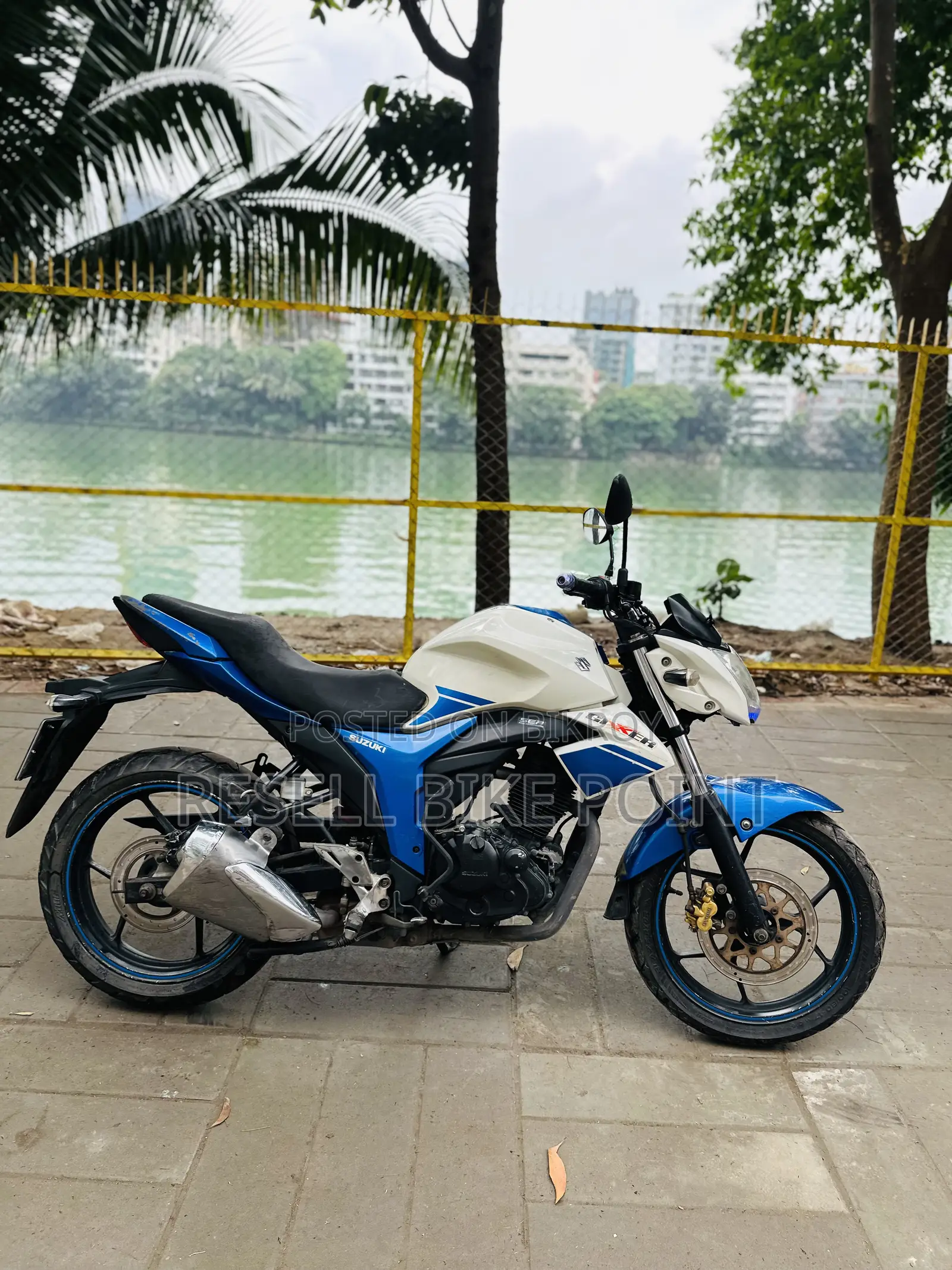 Suzuki Gixxer Monotone 2018 White