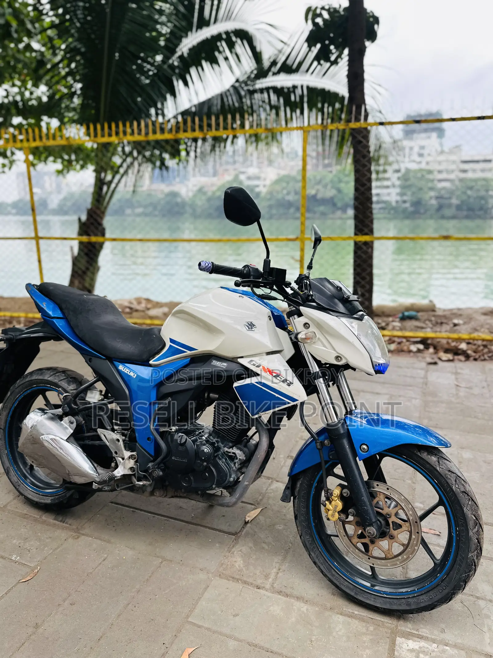 Suzuki Gixxer Monotone 2018 White