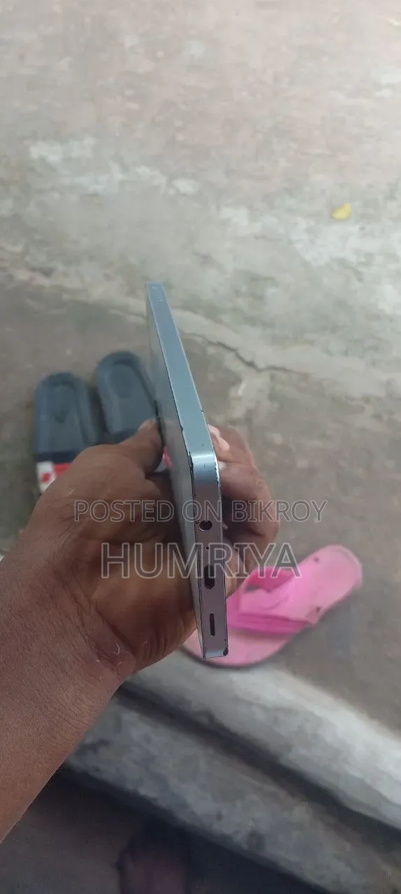 Samsung Galaxy A06 128 GB Gray