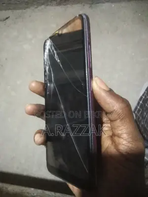 Huawei Y6 16 GB Gold