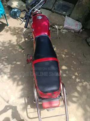 Honda 2002 Red