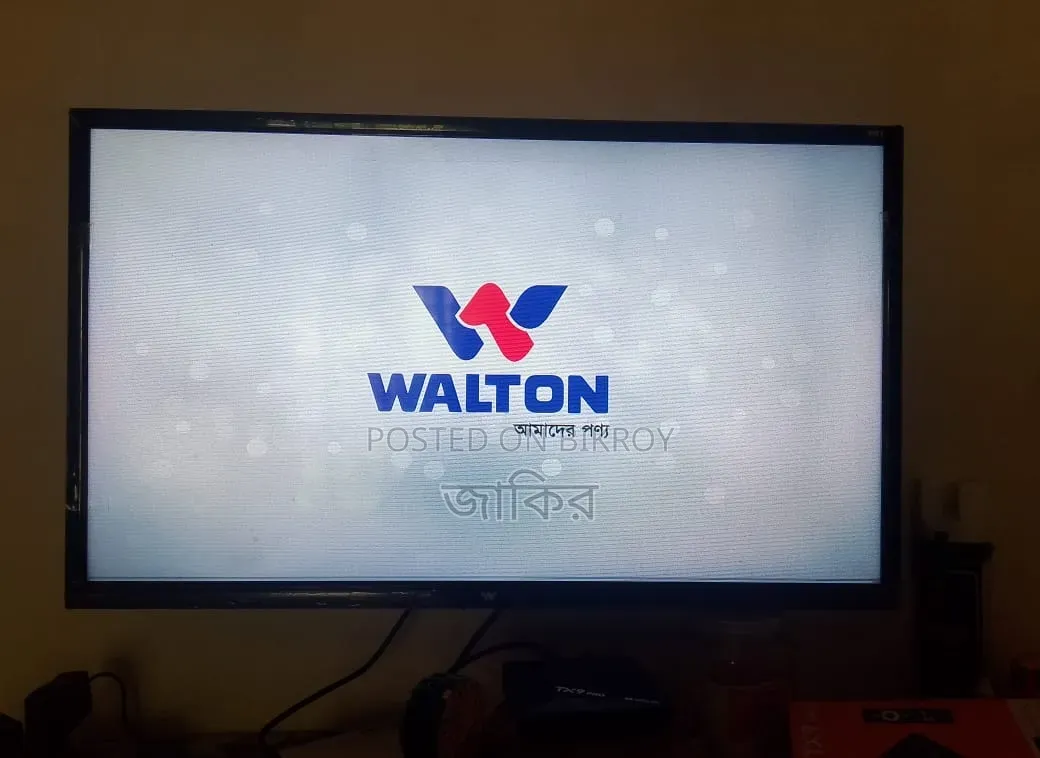 32" Non Smart LED TV