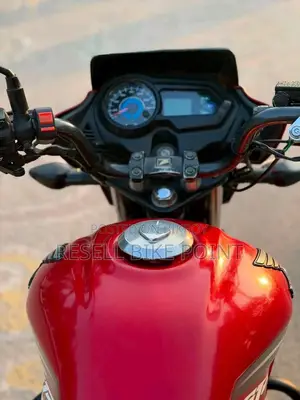 Honda 2022 Red