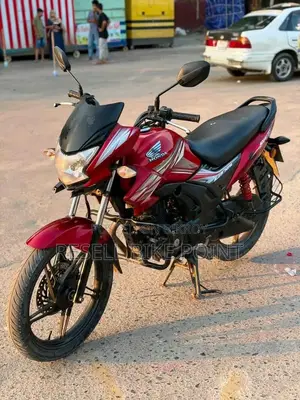Honda 2022 Red