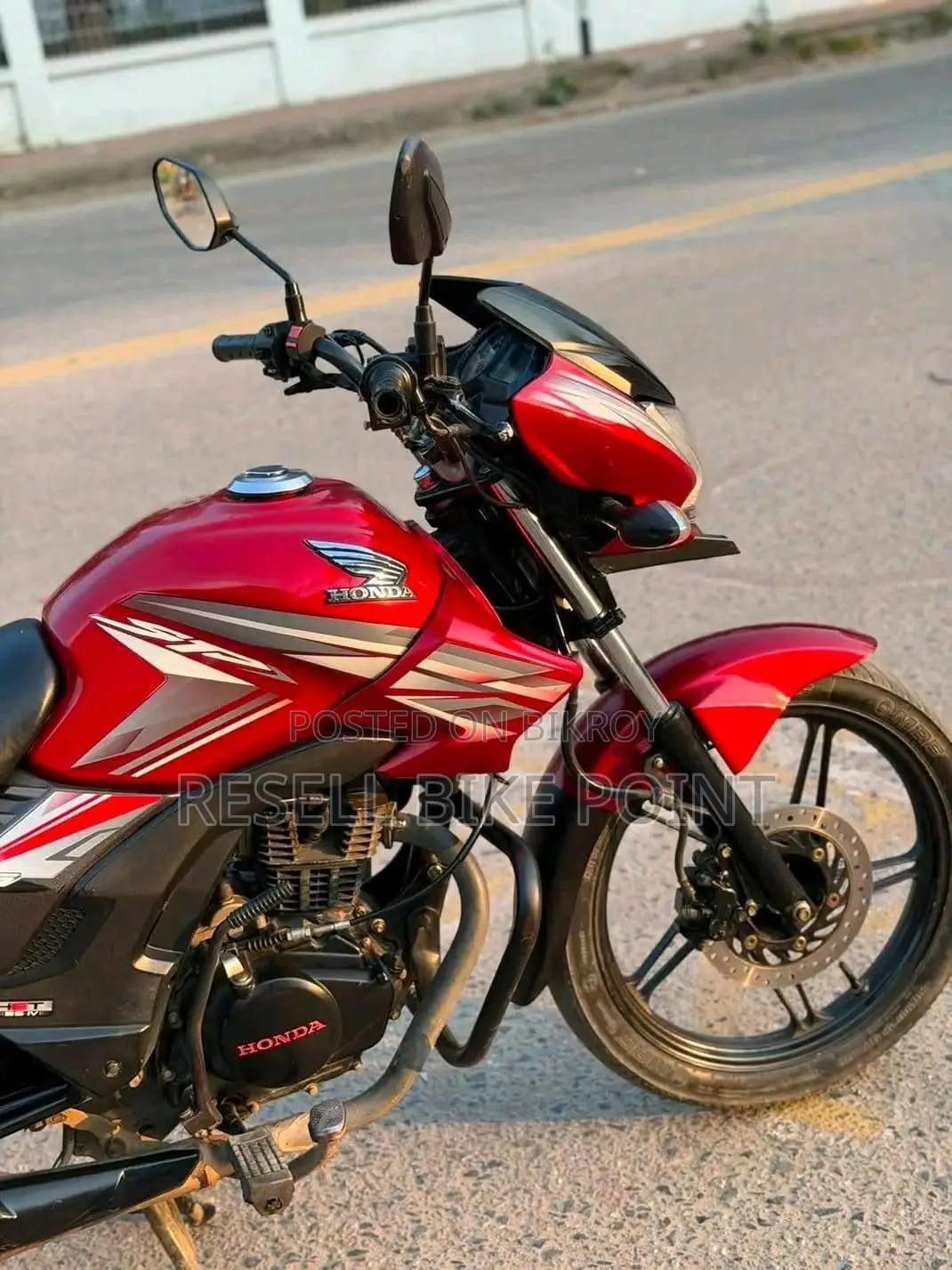 Honda 2022 Red