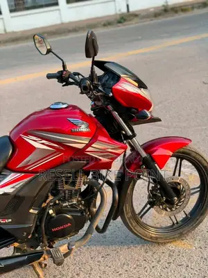 Honda 2022 Red