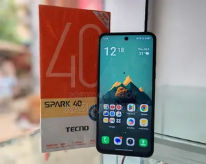 Tecno Spark 40 128 GB Black