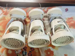 স্পট লাইট ৩ টি একসাথে