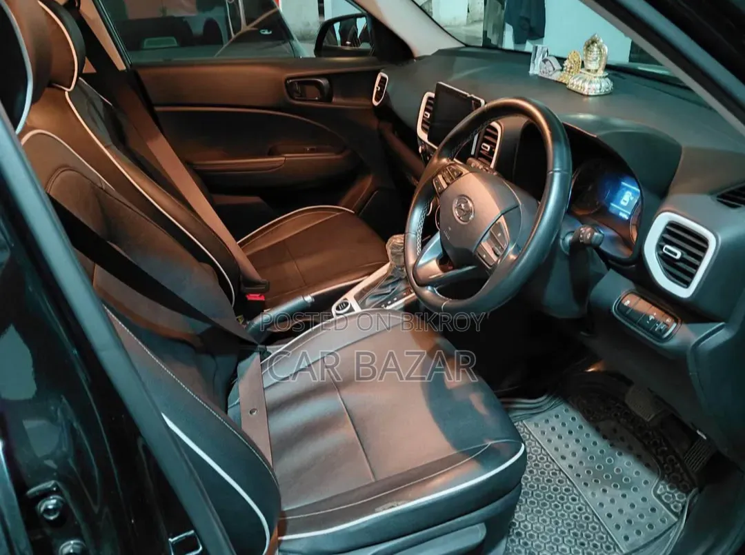 Hyundai Venue 2021 Black