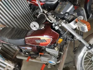 Yamaha 2000